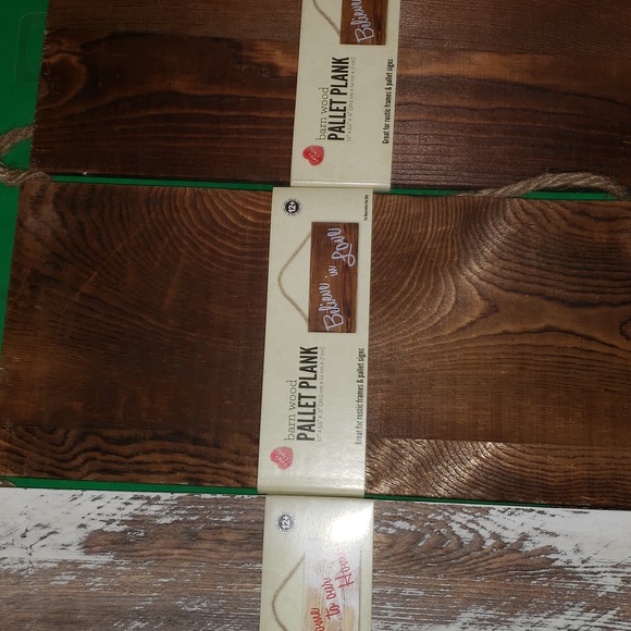 Lara's Crafts Pallet Plank with Rope 3 Barn Wood and 5 White Wash New - Picture 2 of 6